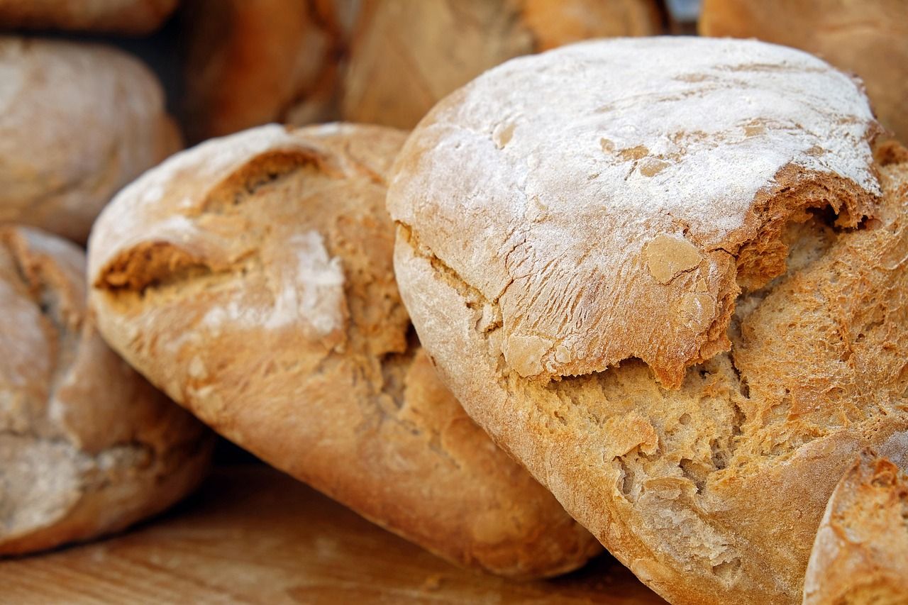 entdecken sie tipps und rezepte für perfektes brotbacken zu hause. lernen sie verschiedene techniken und genießen sie frisch gebackenes brot.