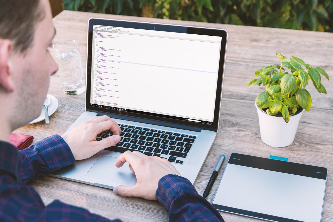 erleben sie modernes webdesign, das funktionalität und ästhetik vereint. lassen sie uns ihre online-präsenz mit kreativen lösungen und benutzerfreundlichen designs gestalten.