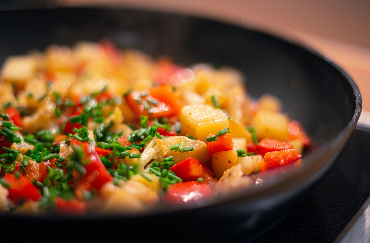 entdecken sie k&ouml;stliche vegane k&uuml;che mit einfachen, gesunden und nachhaltigen rezepten f&uuml;r jeden tag.